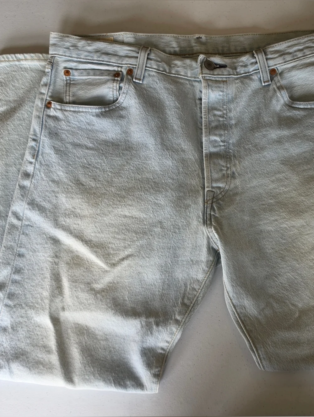 Levi Strauss 501 Men's Light Wash Jean Size 36x30.